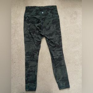 Lululemon Align Pant 25”- Incognito Camo Multi Gator Green